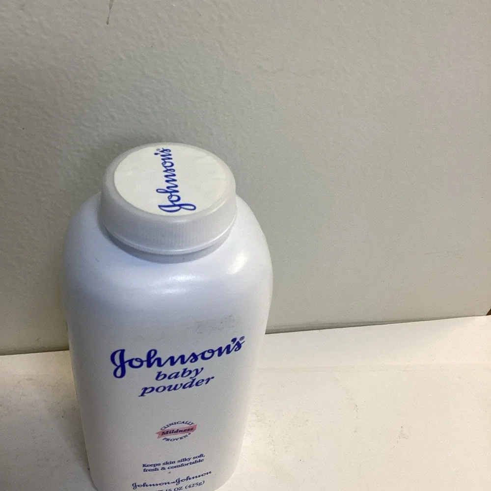Johnson's Baby Powder Original Formula with Talc 15 oz - Sealed Discontinued